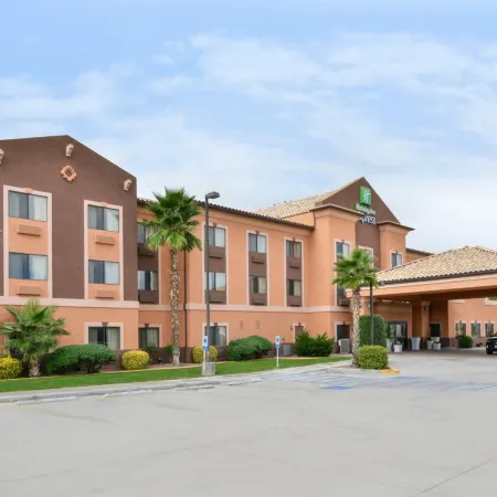 Holiday Inn Express & Suites KINGMAN by IHG
