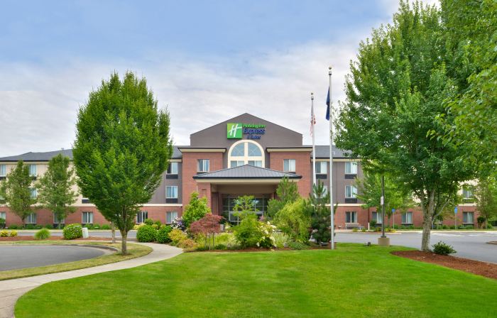 Holiday Inn Express & Suites ALBANY by IHG