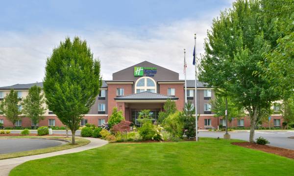 Holiday Inn Express & Suites Albany by IHG