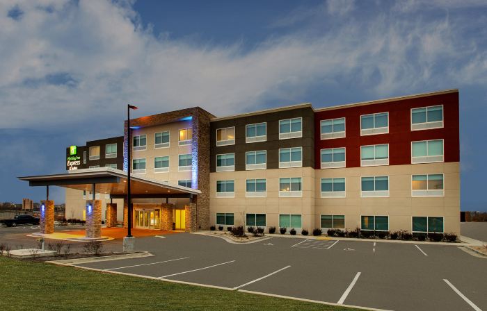 Holiday Inn Express & Suites MT STERLING NORTH by IHG