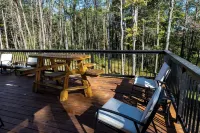 Lavish New Lodge Surrounded by Nature in Hocking Hills - Lodge 1