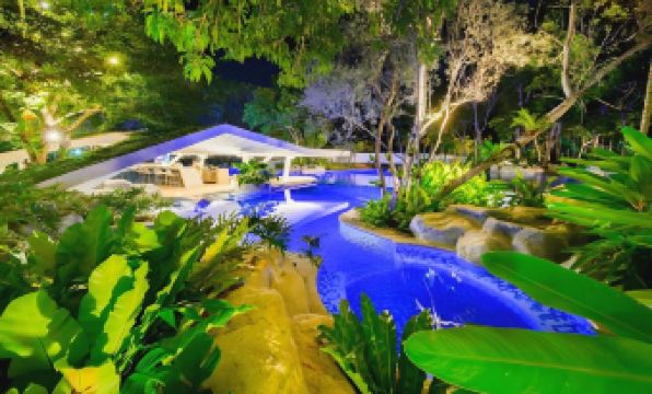 Tambuli Seaside Resort and Spa