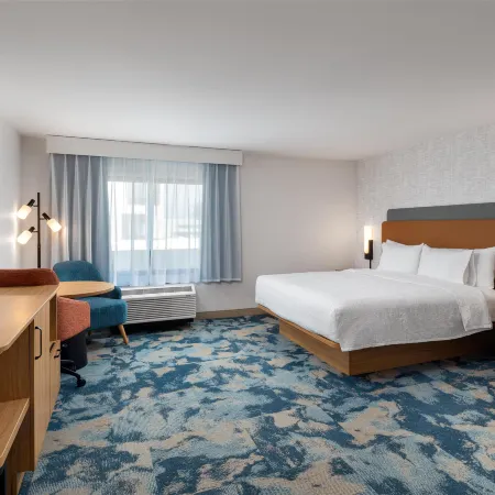 Hampton Inn & Suites San Diego SeaWorld Отели рядом с достопримечательностью «Пляж Мишен-Бич»