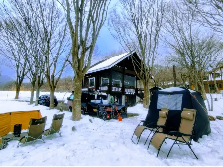 Dandanmura Отели в г. Манива