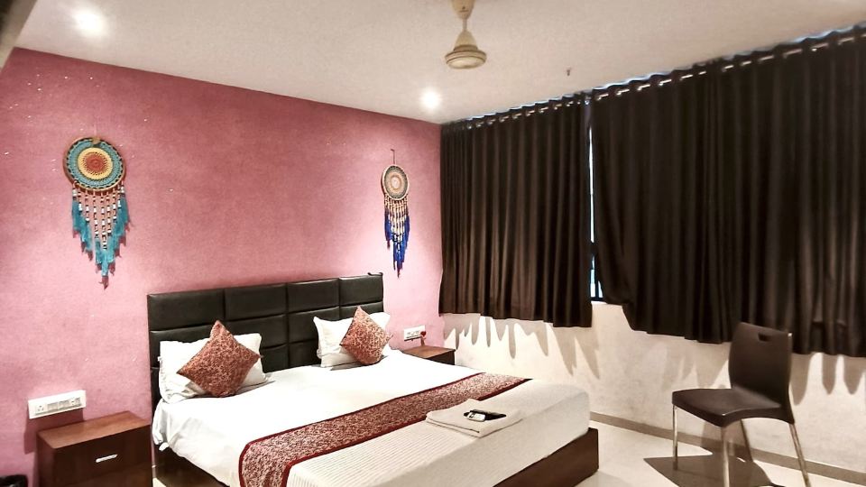 Hotel Sunrise Cave