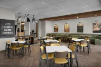 Fairfield by Marriott Inn & Suites Weldon - 3-Star