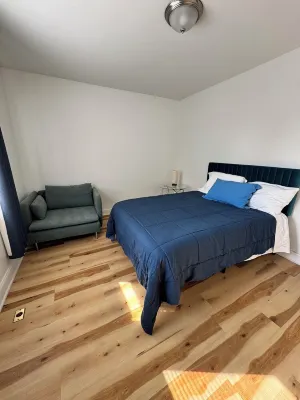 Gateway to DC - Charming 2-bdr apartment in the heart of Union Market Hotels in Ivy City / Gallaudet