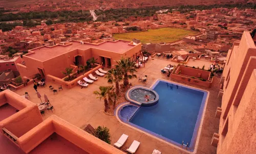 호텔 잘루카 다데스