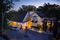 Drake Devonshire and Motor Inn Hotels in Bloomfield