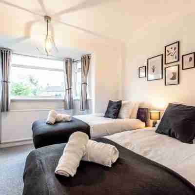 Cosy Home in Stoke on Trent Rooms