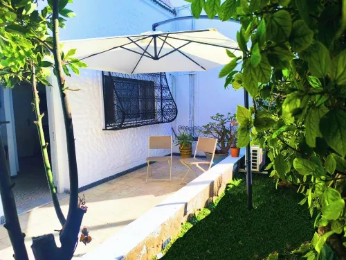 Charmant Appart Punique au Cœur de Carthage Hotels in El Kram