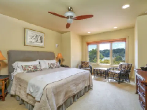 The Eagle Harbor Inn Hotels in Kitsap County