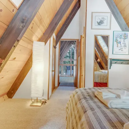 Vacation Home 216 3 Bedroom Home by RedAwning