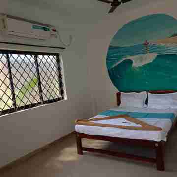 Wood Castle Arambol Rooms