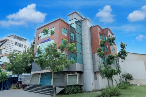 FabHotel Silver Cloud Hotels in Warangal