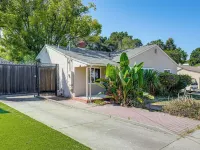 Serene Studio in SF Suburbs: Quiet + Cat Friendly! Hotels in Castro Valley