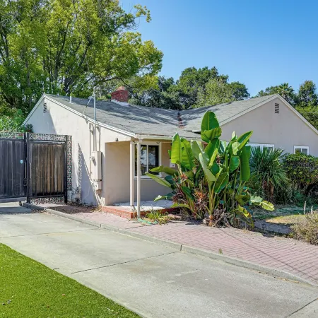 Serene Studio in SF Suburbs: Quiet + Cat Friendly!