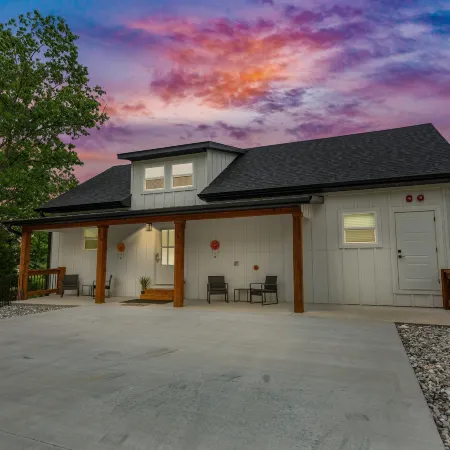 Majestic on Tablerock 5 Bedroom Home by RedAwning