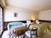 Yorozuya Hotels near Rekishi no Yado Kanaguya
