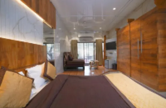 Hotel Kumar Plaza