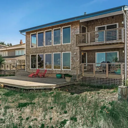 Fantastic Beach View! Oregon Escape w/ Game Room