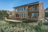 Fantastic Beach View! Oregon Escape w/ Game Room - 3-Star