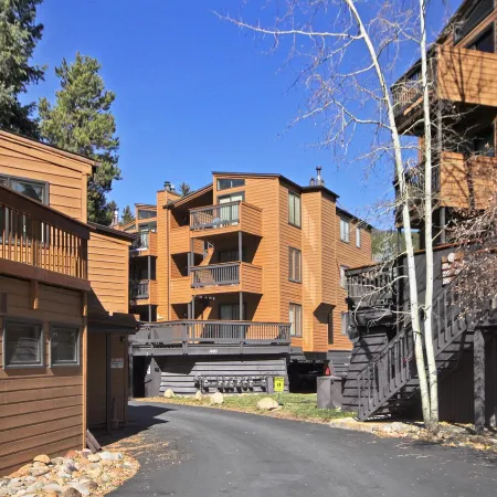 2964 Key  1 Bedroom Condo by RedAwning