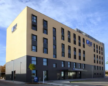 Holiday Inn Express & Suites Barcelona - Sabadell Hoteles en Sabadell