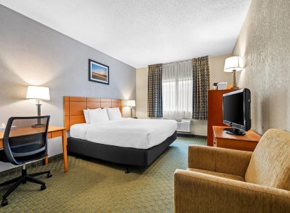 Quality Inn Dubuque on Hwy 20