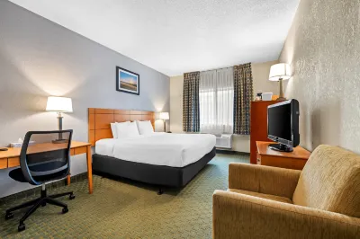 Quality Inn Dubuque on Hwy 20 Hotels near Kohl's