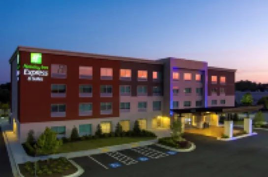 Holiday Inn Express & Suites GRIFFIN by IHG