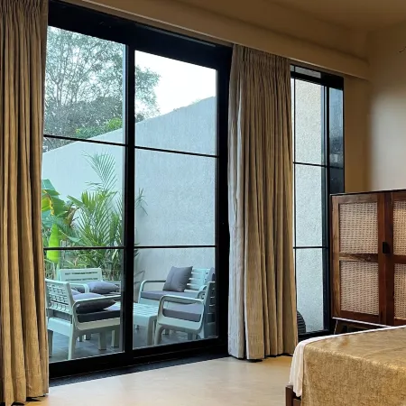 Finding Life House By Jumbo Holidayz Hotels in Thane