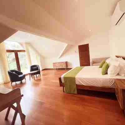 Turtle Bay View Private Villa down South Talpe Srilanka Rooms