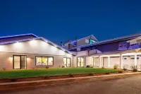 Clarion Pointe Hotel di 