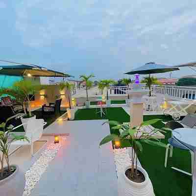 Divine Grace Apartment Others