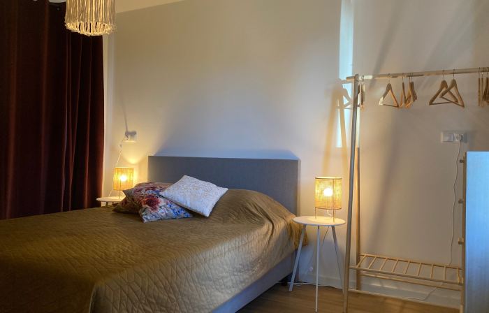 5-person chalet La Casita by the water with parking space