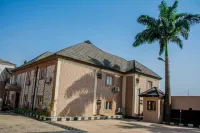 肯菲裏國際棕櫚海灘酒店 酒店