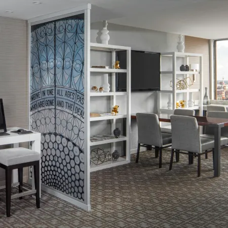 Sheraton Philadelphia University City Hotel Отели рядом с достопримечательностью «Музей Университета Археологии и Антропологии»
