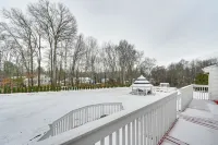 Spacious Yard w/ Gazebo: Charming Windsor Retreat