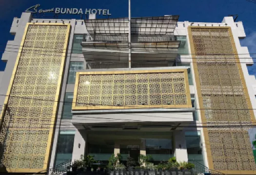 Grand Bunda Hotel Syariah Bukittinggi Powered By Archipelago Отели в г. 