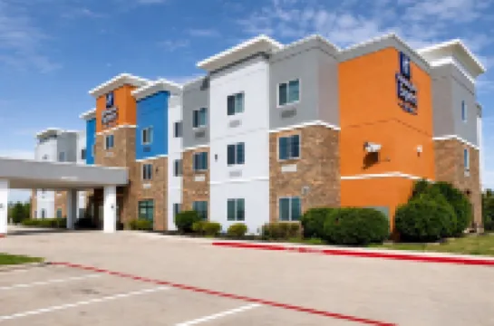 Holiday Inn Express & Suites Bridgeport by IHG