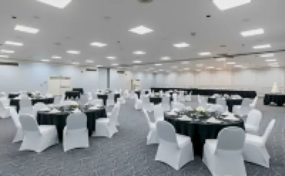 Indian Wells Resort Hotel