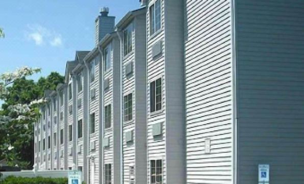 Motel 6 Charlotte, NC - University