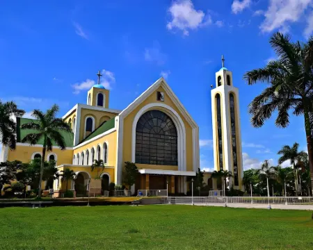 Summit Hotel Naga Hoteles en Naga