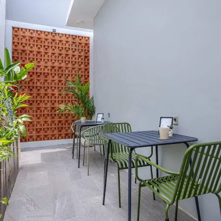 Cove Ruma Coliving Отели рядом с достопримечательностью «Бундаран Ренон»