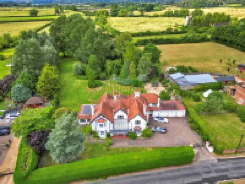 Pet-friendly Holiday Home With Scenic Views, No Deposit Hotels in Dacorum District