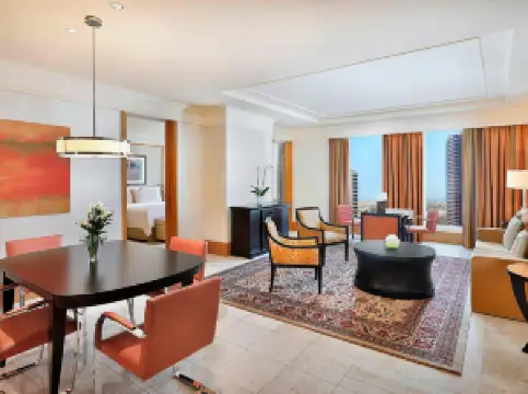 The Ritz-Carlton Residences, Dubai International Financial Centre