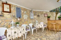 Room Milka - Apartments