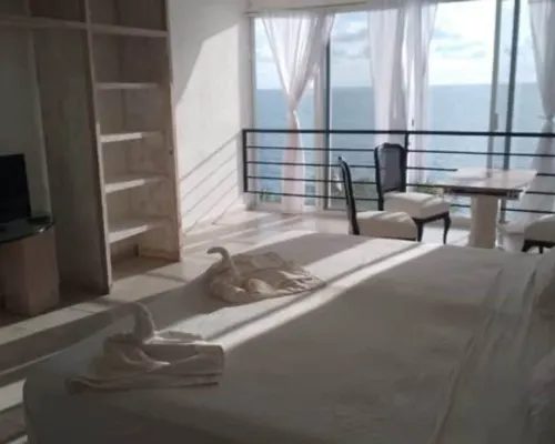 Cocos Camp Hotels in Acapulco