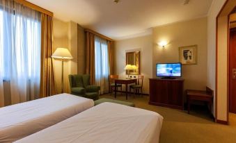 Hotel Excelsior Magenta - Housity